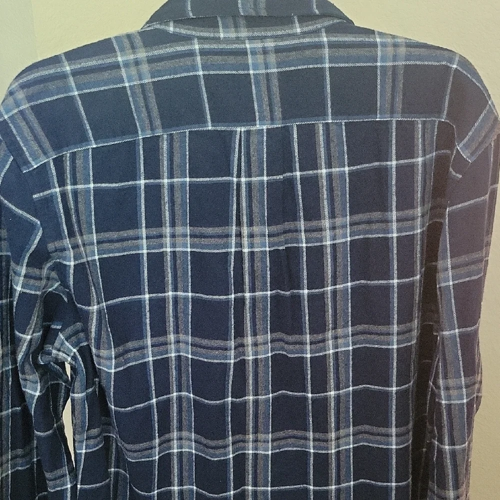 J. Crew NWT Men's Navy Plaid Button Down Shirt...Size LARGE